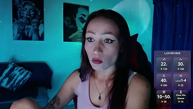 Sara-Guzman1 online show from March 19, 3:11 am