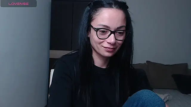 BabySerene online show from April 18, 3:31 am