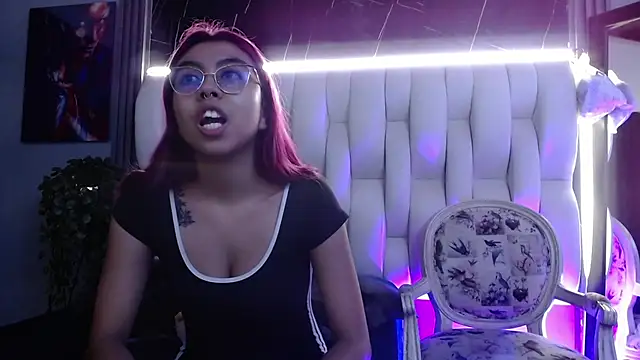 Ava jones1 online show from February 4, 10:57 pm