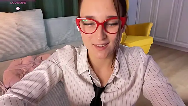 Snapshot of KittyPav chatting on October 9, 6:01 pm KittyPav online show from October 9, 6:01 pm