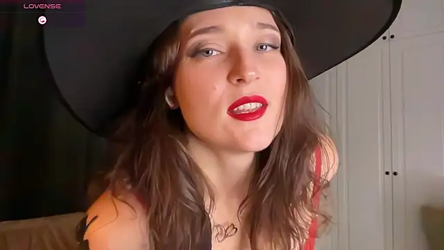 KittyPav online show from October 30, 6:53 pm