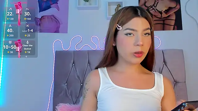 Snapshot of Ashley_piinkk_ chatting on September 9, 6:13 am Ashley piinkk  online show from September 9, 6:13 am