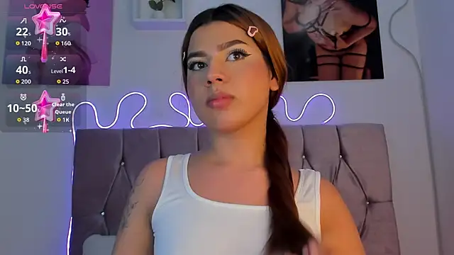 Snapshot of Ashley_piinkk_ chatting on September 24, 3:11 pm Ashley piinkk  online show from September 24, 3:11 pm