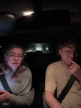 xX HotCouple Xx online show from October 14, 6:21 pm