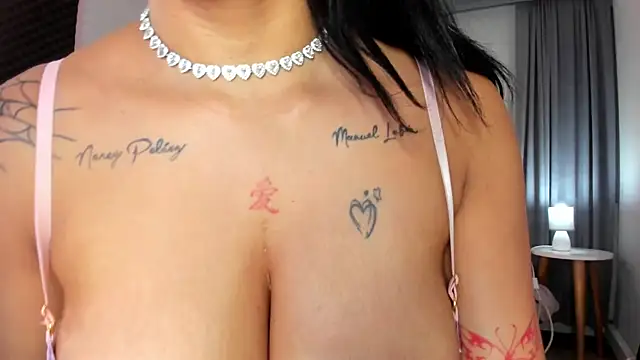 MadeleineSanez online show from November 20, 12:33 am