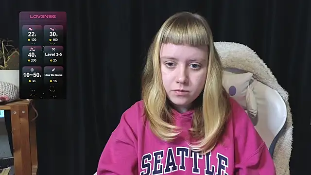 June shy0 online show from November 22, 8:17 am