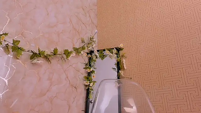 Mia Gothzx online show from September 26, 3:20 pm