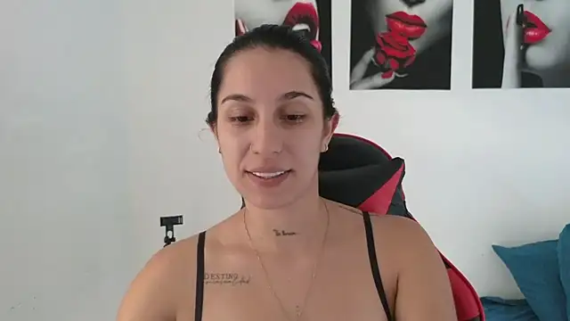 tammyandrade  online show from July 16, 2:43 pm