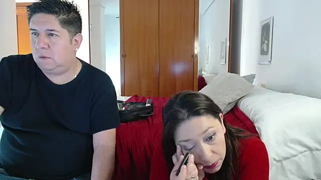 THIAGOEVA online show from April 7, 8:05 am