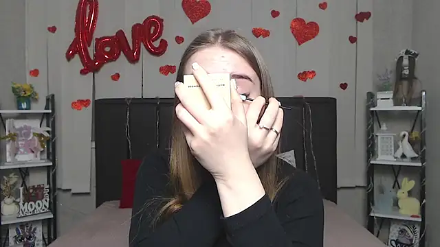 LauraHlot online show from February 26, 6:51 pm