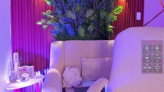 foxxxmegan online show from November 14, 4:07 pm