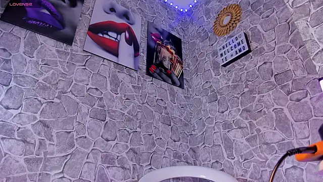 Karla-Ebony online show from March 31, 4:34 am