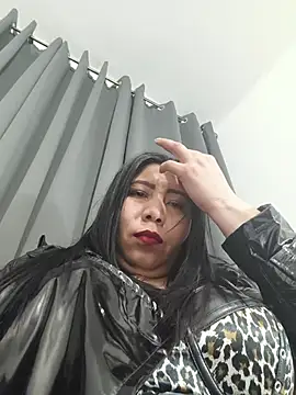 LeizaMagnus online show from March 1, 7:02 pm