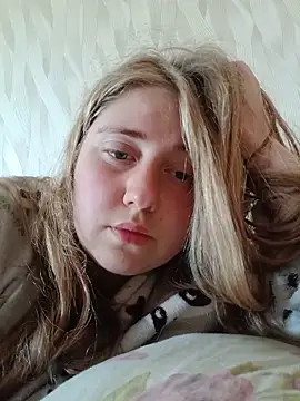 AnastasiaSky19 online show from June 5, 7:03 am