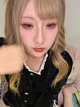 alice  1111 online show from April 1, 1:12 pm