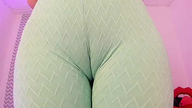 cloehonney online show from September 11, 7:03 pm