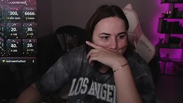 SexyWitch 666 online show from October 19, 5:09 am