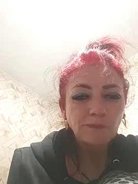 SweetLeila40 online show from April 16, 7:02 pm