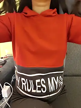 yhona darling online show from January 19, 7:15 am