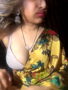 Snapshot of pikaindian chatting on October 17, 5:49 pm pikaindian online show from October 17, 5:49 pm