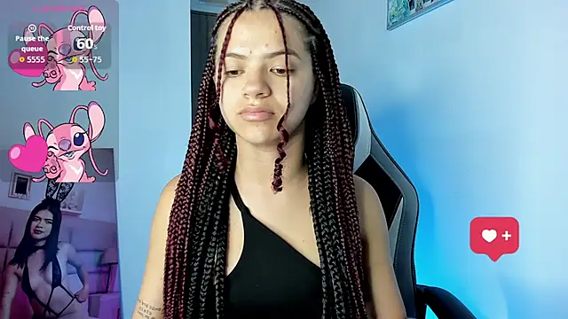 PaigeJayden online show from October 14, 9:50 pm