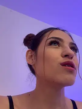 Snapshot of sofiarouge chatting on September 16, 8:17 pm sofiarouge online show from September 16, 8:17 pm