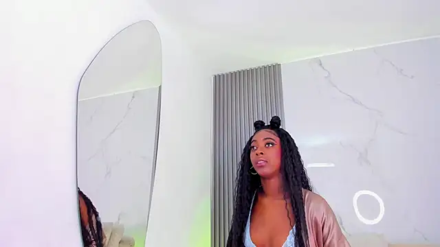 ebonydreams01 online show from September 17, 12:36 pm