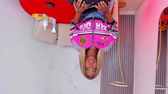 ebonydreams01 online show from December 14, 11:38 am