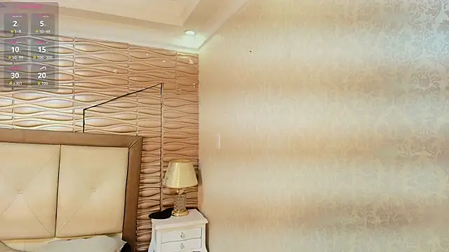 sofiaclauss online show from October 2, 8:25 pm