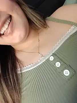 im here- online show from July 5, 5:40 pm