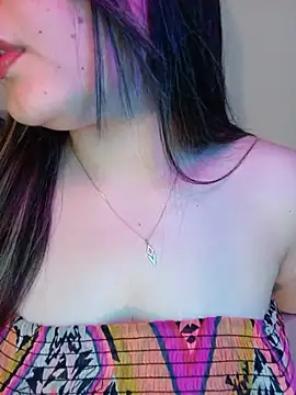 im here- online show from June 15, 4:51 pm