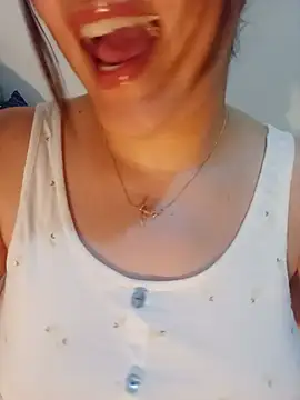 im here- online show from July 15, 7:51 pm