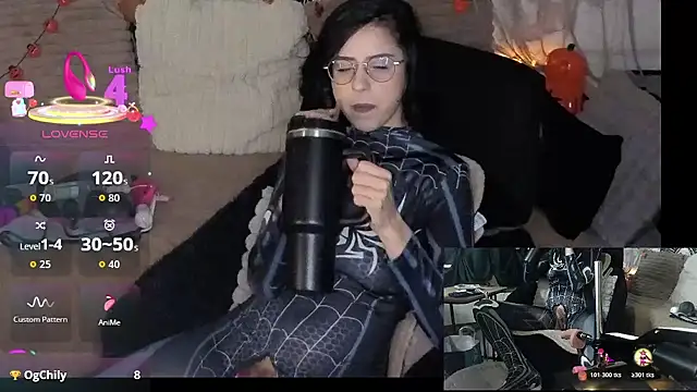 LisandreLaVenale online show from October 22, 10:37 pm