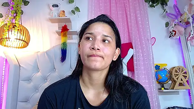 Alison Wiley online show from June 5, 6:14 pm