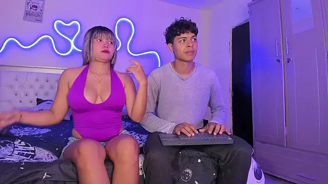 dafnezahiraa  online show from February 22, 5:52 am