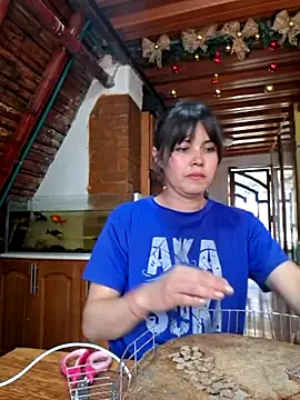 amazonafit  online show from April 11, 7:28 pm