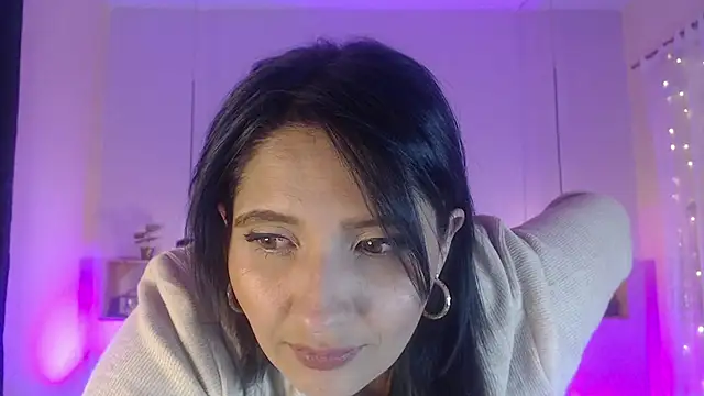 emily leinner online show from March 28, 11:14 pm