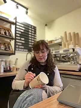 cinnabon  online show from October 26, 12:00 pm