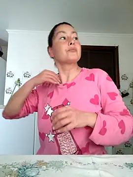 RamyLove36 online show from March 21, 2:00 pm