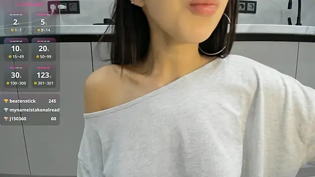 Mia Meow  online show from October 23, 6:58 pm