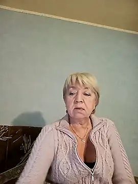 AnjelElinor online show from December 15, 12:43 pm