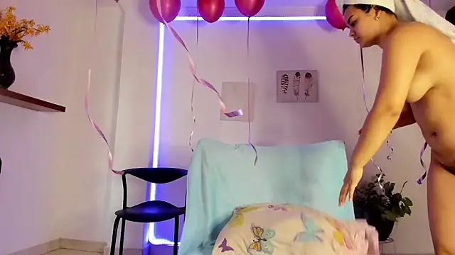 anniesweet- online show from November 4, 1:27 pm