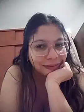 Carliina Soussa online show from May 16, 1:30 am