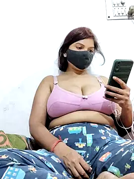 illay love online show from March 25, 5:38 pm