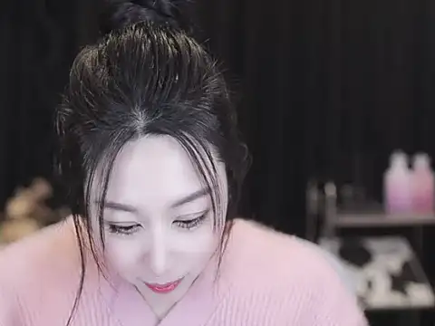 Nuyoah-77 online show from February 11, 3:24 pm