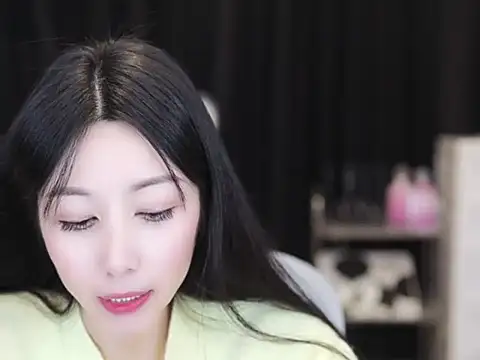 Nuyoah-77 online show from November 14, 6:41 pm