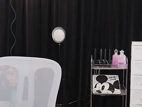 Nuyoah-77 online show from November 28, 3:48 pm