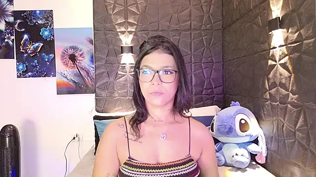 graceymilf666 online show from September 12, 11:50 am