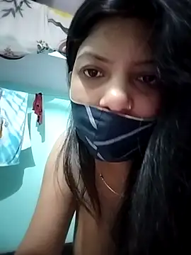 Hotty-Divya online show from April 5, 3:38 am