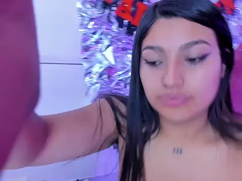 SarahStones online show from October 21, 6:28 am